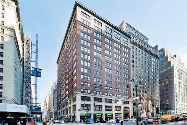 469 7th Avenue, the Midtown Manhattan business address behind an EONY virtual office